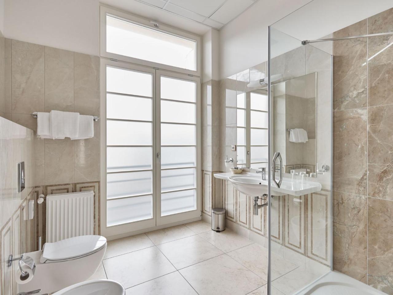Aparthotel Akropolis Karlsbad